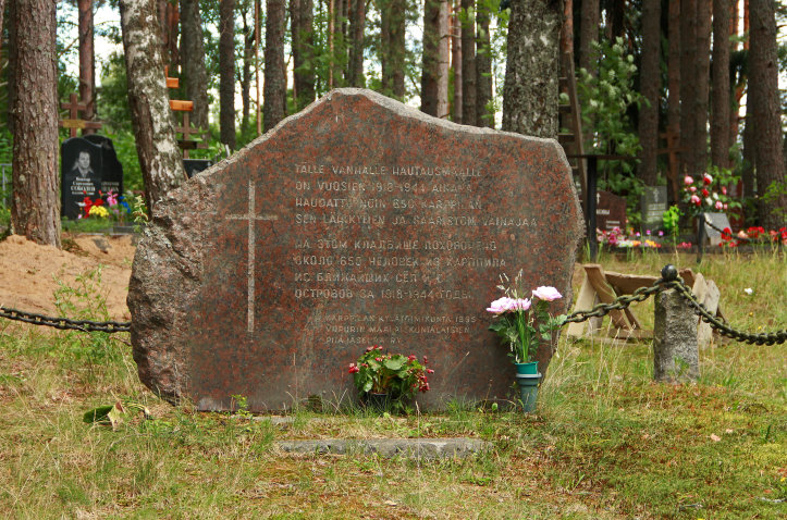 Karppilan entinen hautausmaa