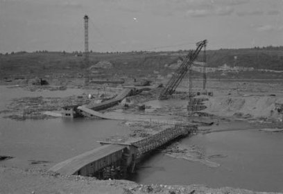 Podporozen pato ja voimalaitos_05 Näkymä voimalaitostyömaasta_SA-kuva 1-6-1942