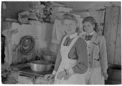 Reska kuva 4 Reskan keittiölottia 25031944 SAKuva