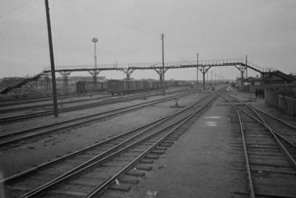 Äänislinnan rautatieasema_07 Ratapihan jalankulkuylikäytävä lokakuussa 1941_SA-kuva 26-10-1941