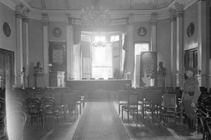 Sortavalan Raatihuone_04 Juhlasalin etuosa elokuussa 1941_SA-kuva 18-8-1941