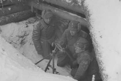 Piitsoinoja_01 Kevyt kranaatinheitin tuliasemassa Kollaalla_SA-kuva 1-2-1940