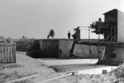 Härkämäen patteri_07 Toinen Mantsin Canet-tykeistä 1920-luvulla_Kuva Laatokan puolustajien perinnearkisto