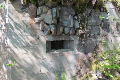 Laite A6512 (Pidma) Syväri_02 Bunkkerin tähystysaukko_Kuva E Naukkarinen kesäkuu 2017