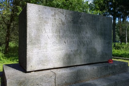 Sortavalan Vapaussodan muistomerkki_03 Muistomerkki elokuussa 2014_Kuva E Naukkarinen