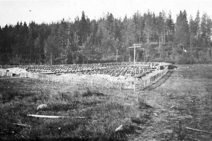 Jeroisen kenttähautausmaa Suojärvi