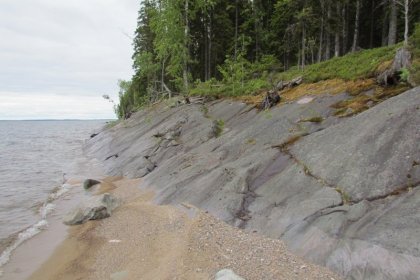 Kuusiniemen tukikohta Seesjärvi Aunus_03 Kuusiniemen pohjoiskärki on kalliota_Kuva E Naukkarinen heinäkuu 2017