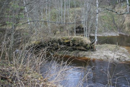 Sakspuron maantiesilta Pertjärvi Syväri_02 Siltarakenteita toukokuussa 2017_Kuva E Naukkarinen