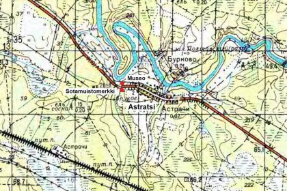 Astratsi Tihvinä_03 Sotamuistomerkki ja museo