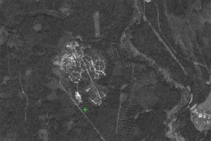 Sotamuistomerkki T-34 Tihvinä_03 Tihvinän S-200-ohjuspatteri