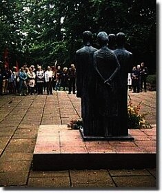 Mittelbau-Dora muistomerkki