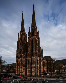 Hindenburgin nykyinen hautakirkko Marburg